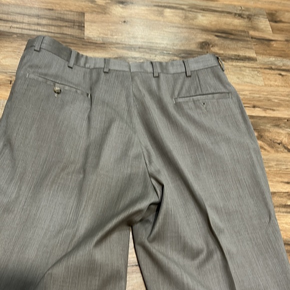 LORO PIANA MENS DRESS TROUSER PANTS 100 % WOOL Sz 38R - Picture 11 of 11